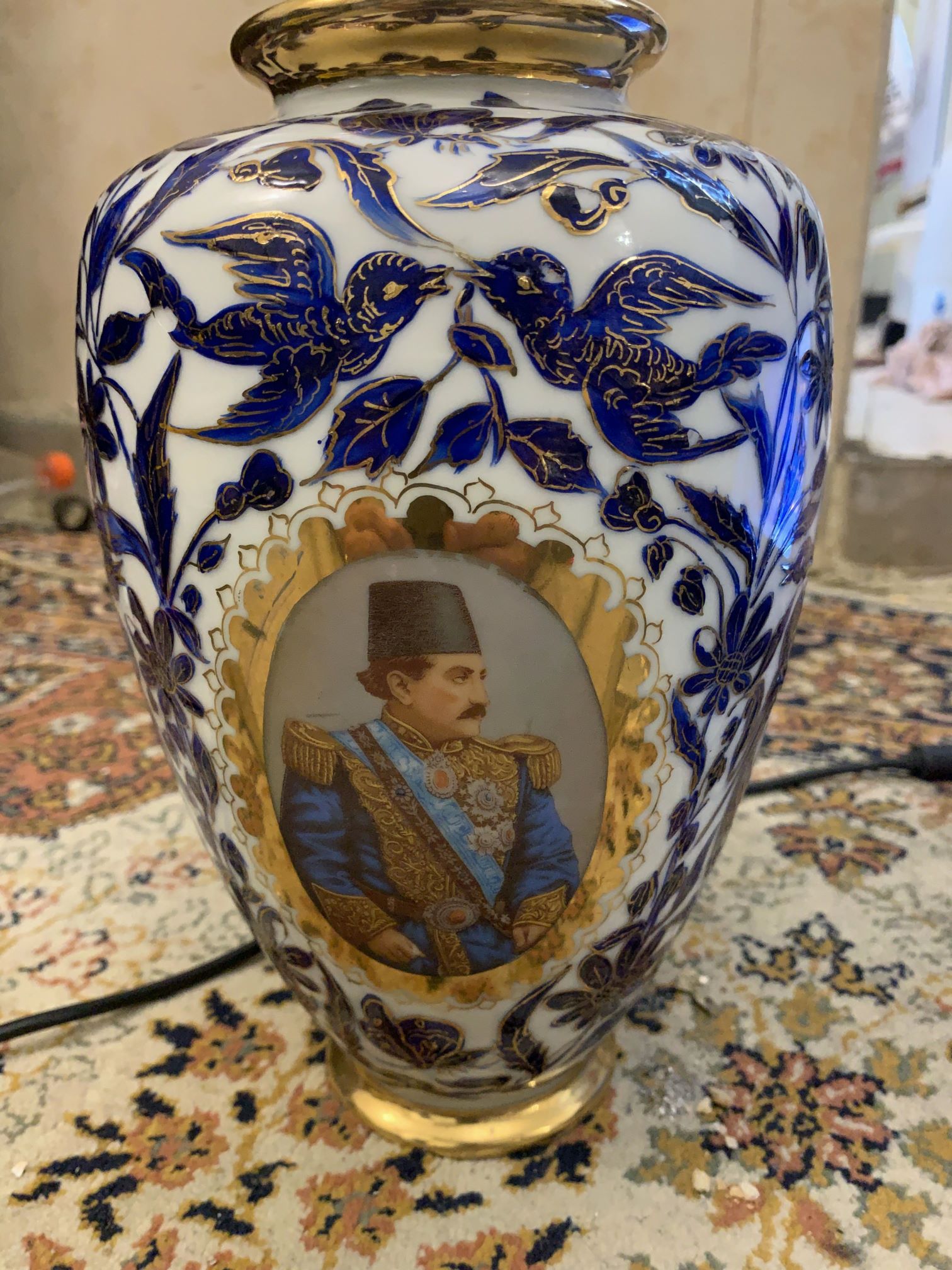 گلدان عتیقه